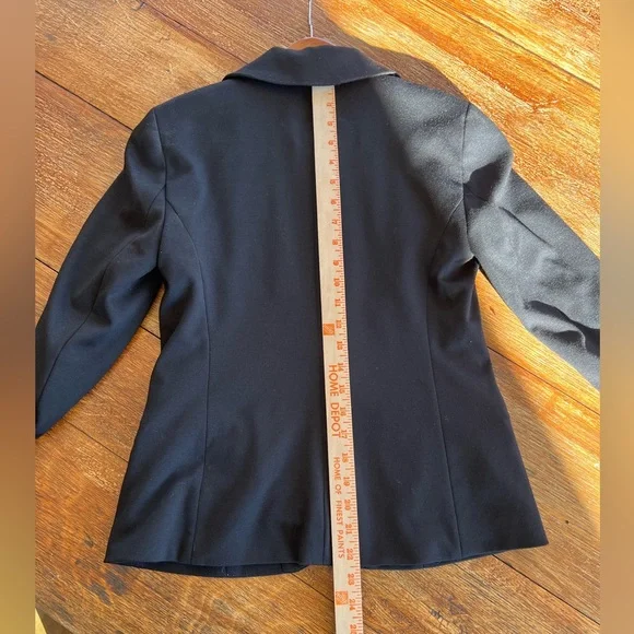 WHBM Black Blazer with Polka Dot Liner Machine Washable One Button Closure 2 - Picture 7 of 16